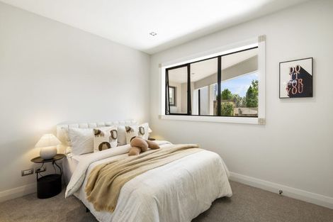 Photo of property in 34 Browns Bay Road, Rothesay Bay, Auckland, 0630