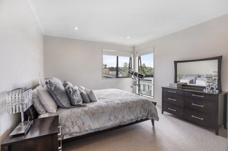 Photo of property in 61 Costa Viva Crescent, Karaka, Papakura, 2113