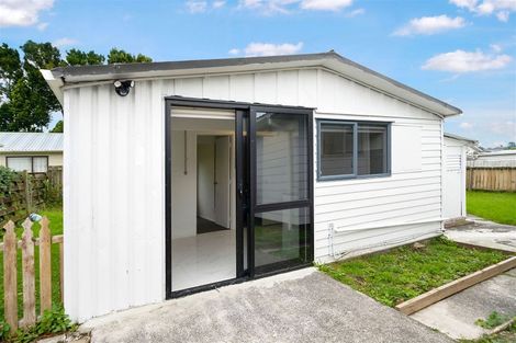 Photo of property in 24 Killington Crescent, Mangere, Auckland, 2022