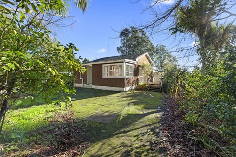 Photo of property in 85 Scenic Drive, Titirangi, Auckland, 0604