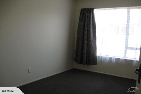 Photo of property in 33 Mortlake Street, Islington, Christchurch, 8042