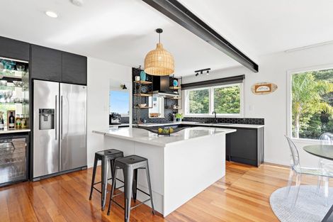 Photo of property in 17 Hillcrest Grove, Hillpark, Auckland, 2102