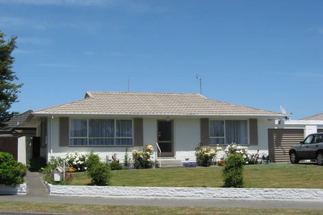 Photo of property in 29 Delaware Crescent, Russley, Christchurch, 8042