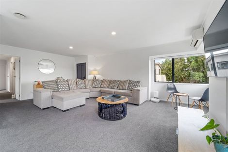 Photo of property in 44 Penton Road, Stanmore Bay, Whangaparaoa, 0932