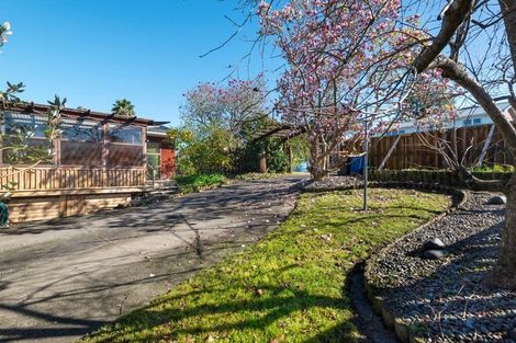 Photo of property in 55 Blakeborough Drive, Forrest Hill, Auckland, 0620