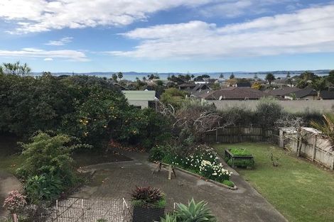 Photo of property in 2/126 Bucklands Beach Road, Bucklands Beach, Auckland, 2012