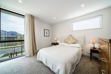 Photo of property in 52 Mount Linton Avenue, Wanaka, 9305