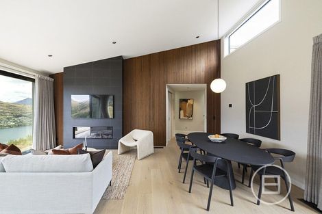 Photo of property in 86 Middleton Road, Queenstown Hill, Queenstown, 9300
