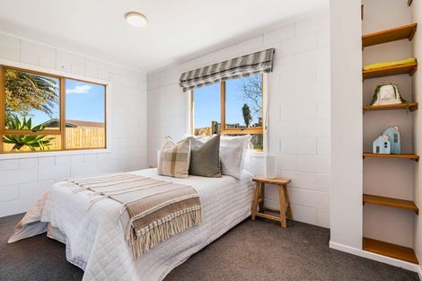 Photo of property in 22 Weza Lane, Kumeu, 0810