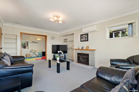 Photo of property in 89 Stottholm Road, Titirangi, Auckland, 0604