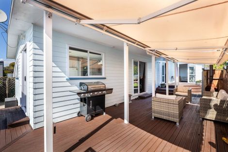 Photo of property in 18 Raniera Street, Glen Avon, New Plymouth, 4312
