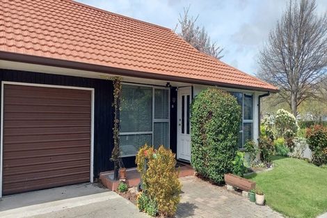 Photo of property in 1/23 Dovedale Avenue, Ilam, Christchurch, 8041