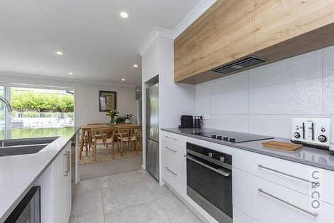 Photo of property in 31 Pitoitoi Drive, Riverhead, 0820