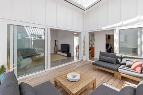 Photo of property in 47a Golf Road, Mount Maunganui, 3116