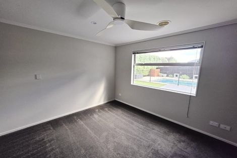 Photo of property in 49 San Priamo Place, Paraparaumu Beach, Paraparaumu, 5032