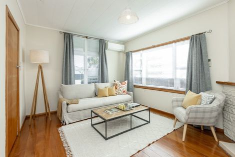 Photo of property in 705 Avenue Road West, Saint Leonards, Hastings, 4120