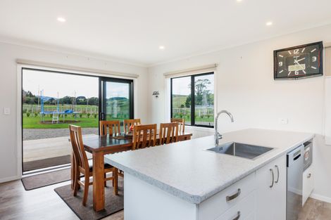 Photo of property in 786a Makomako Road, Pahiatua, 4983