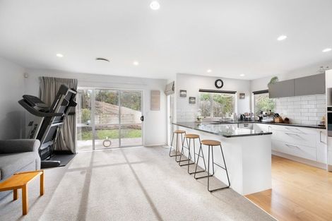 Photo of property in 20 Longmont Terrace, Churton Park, Wellington, 6037