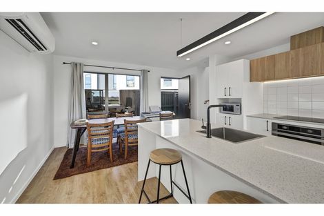 Photo of property in 10 Miromiro Street, Broomfield, Christchurch, 8042