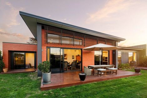 Photo of property in 2a Baxter Michael Crescent, Cambridge, 3434