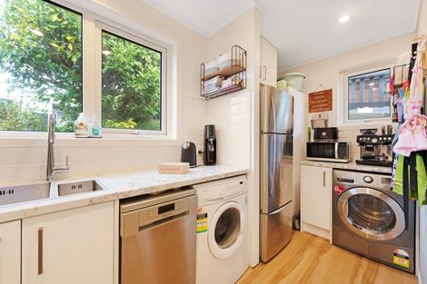 Photo of property in 107f1 Allington Road, Karori, Wellington, 6012