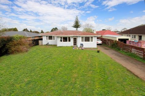 Photo of property in 82 Grove Road, Papakura, 2110