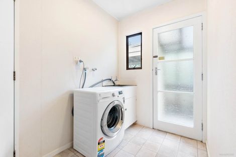 Photo of property in 1/46 Marlborough Avenue, Glenfield, Auckland, 0629