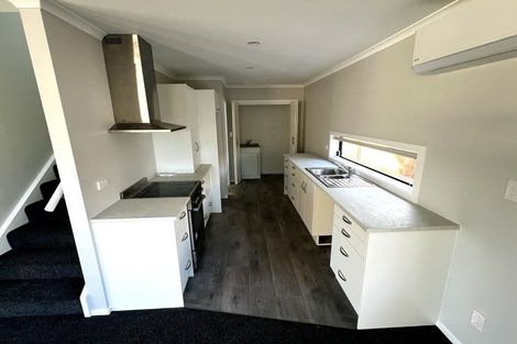 Photo of property in 8/61 Botanical Road, Takaro, Palmerston North, 4412