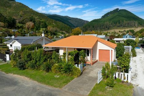 Photo of property in 2/1 Hinau Street, The Brook, Nelson, 7010