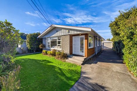 Photo of property in 18a Coopers Road, Dallington, Christchurch, 8061