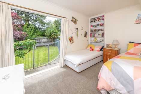 Photo of property in 14 Oakland Avenue, Saint Johns Hill, Whanganui, 4500