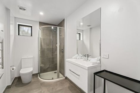 Photo of property in St Andrews Park, 12 Saint Lauras Lane, Queenstown, 9300