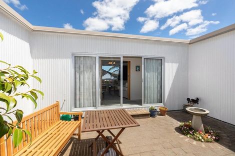 Photo of property in 20 Spinnaker Drive, Whitby, Porirua, 5024