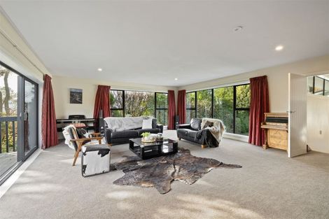 Photo of property in 422 Cashmere Road, Westmorland, Christchurch, 8025
