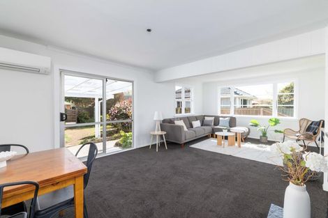 Photo of property in 341 Burwood Road, Burwood, Christchurch, 8083