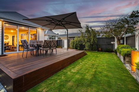 Photo of property in 137 Harris Crescent, Papanui, Christchurch, 8053