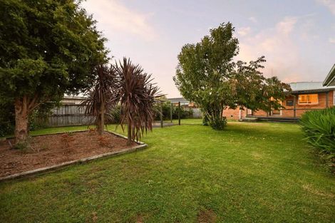 Photo of property in 102 Browning Street, Leamington, Cambridge, 3432