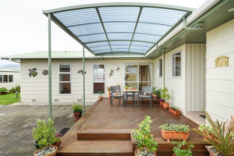 Photo of property in 70 Sherwill Street, Feilding, 4702