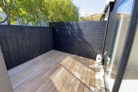 Photo of property in 3/246 Lake Road, Hauraki, Auckland, 0622