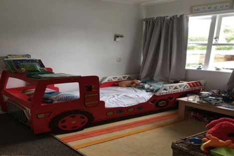 Photo of property in 6 Philip Place, Hillcrest, Auckland, 0627