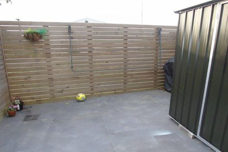Photo of property in 19/9u Surrey Street, Tawa, Wellington, 5028