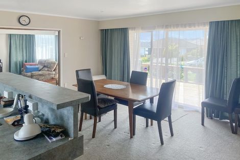 Photo of property in 6 Floyd Road, Riverhead, 0820