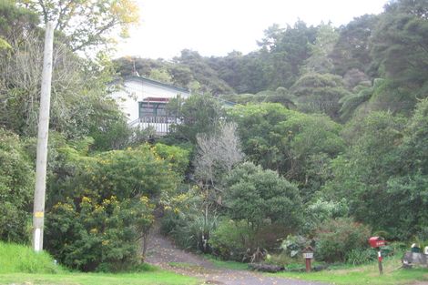 Photo of property in 397 Huia Road, Titirangi, Auckland, 0604
