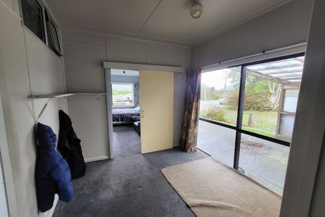 Photo of property in 2 Golf Links Road, Kaiata, Greymouth, 7805