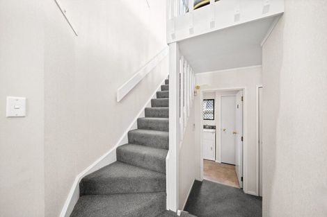 Photo of property in 1/56 Aberdeen Road, Campbells Bay, Auckland, 0620