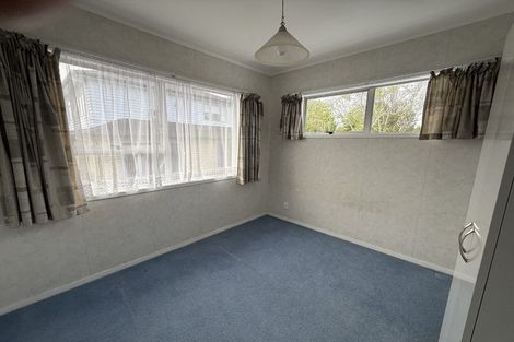 Photo of property in 4 Seakens Way, Glen Eden, Auckland, 0602