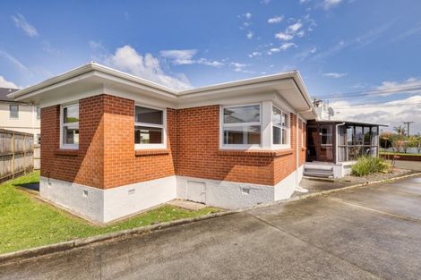 Photo of property in 19 Taupo Avenue, Mount Maunganui, 3116