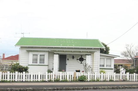 Photo of property in 811 Rolleston Street, Thames, 3500