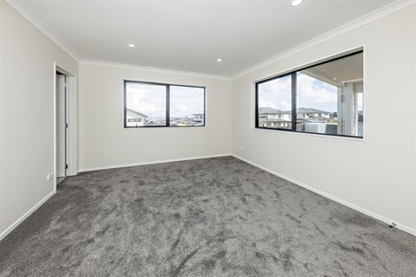 Photo of property in 9 Hapukupuku Avenue, Beachlands, Auckland, 2018