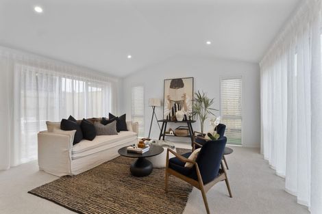 Photo of property in 9/2 Wilton Street, Westown, New Plymouth, 4310